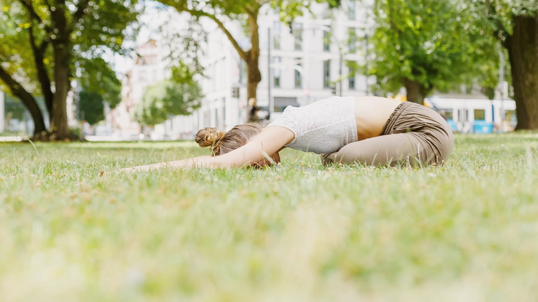 Relax and Rejoice – Frühlingsflow Yoga Retreat am Bistensee