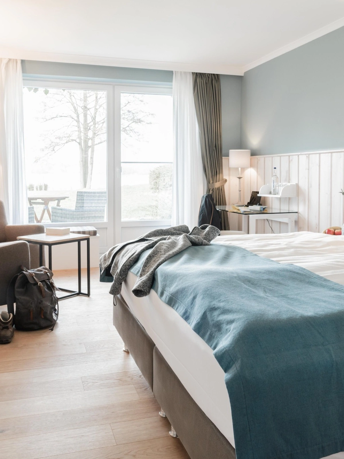 Junior Suite mit Seeblick und eigener Terrasse im Seehotel Töpferhaus am Bistensee